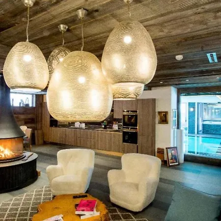 8br Amazing Chalet In The Lovely Crans-montana Villa Lens